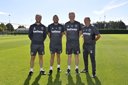 John Heitinga klaar bij West Ham door vertrek David Moyes en komst nieuwe trainer