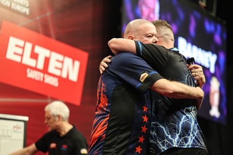 'Hele lieve jongen' maakt het Raymond van Barneveld lastig: 'Dat voelde voor mij niet fijn'