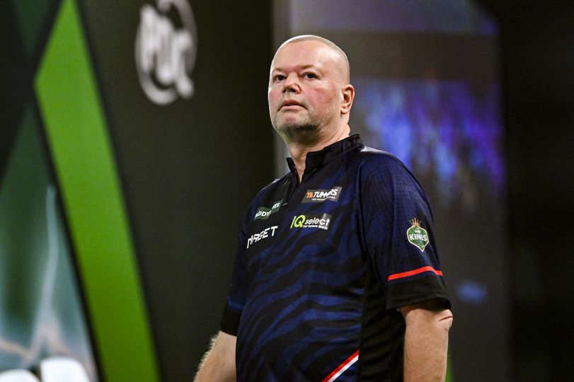 Topdarter Raymond van Barneveld brengt bijzonder bezoek aan koninklijke familie: 'Daar kun je echt op bouwen' image