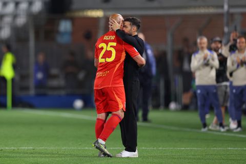 Dramatisch einde van carrière voor Spaanse topkeeper Pepe Reina (42): vrouw en dochter in tranen