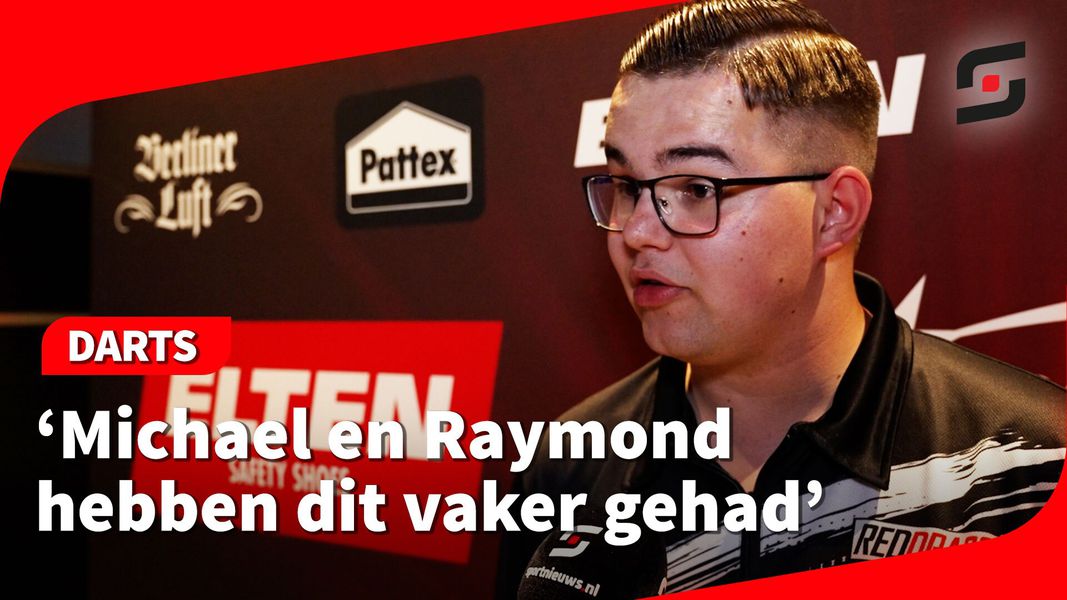 Topdarter Gian van Veen genoot iets te veel van magisch moment: 'Ik moest er van bijkomen'