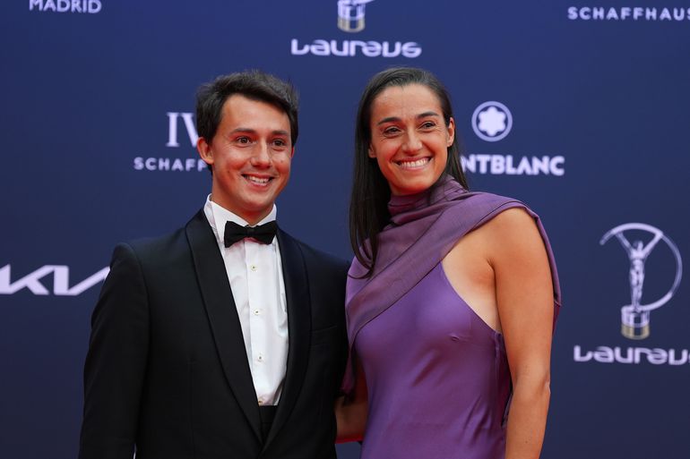 Grandslamwinnares (31) kapt onverwacht met proftennis: 'Laten we samen dromen'