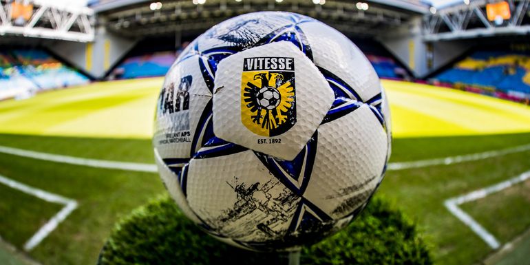 'Doek valt definitief voor Vitesse: noodlijdende Arnhemmers raken KNVB-proflicentie kwijt'