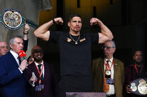 Rico Verhoeven kreeg opvallende waarschuwing voor gevecht met Oleksandr Usyk: 'Stel me niet teleur'