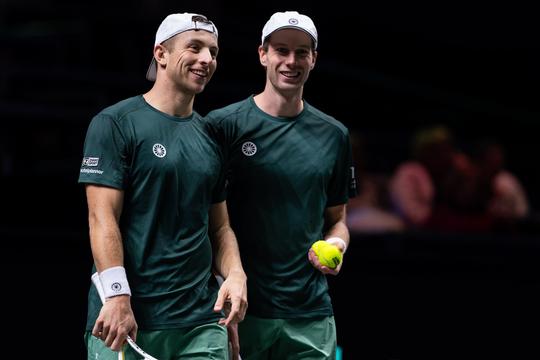 Tennissers Tallon Griekspoor en Botic van de Zandschulp openhartig over band: 'Hebben elkaar harder nodig dan ooit'