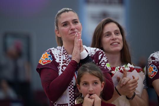 Prachtige woorden voor 'wereldklasse' Estavana Polman: 'Mocht het toch weer gaan kriebelen..'