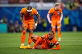 Xavi Simons, Memphis Depay en Jeremie Frimpong zouden volgens Aad de Mos tegen Oostenrijk weer naar de bank moeten. ©Getty Images