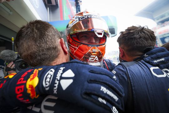 Max Verstappen wordt ook bejubeld door Spaanse kranten: 'Hij hoeft niet eens tiki-taka te spelen'