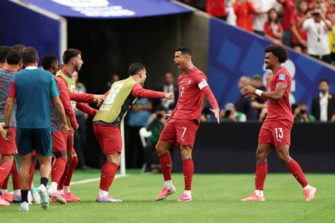 Cristiano Ronaldo (41) schreeuwt het uit na breken bizar record op WK voetbal