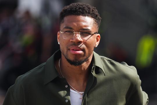 NBA schudt op zijn grondvesten: sterspeler (31) rondt opzienbarende transfer voor miljoenen af
