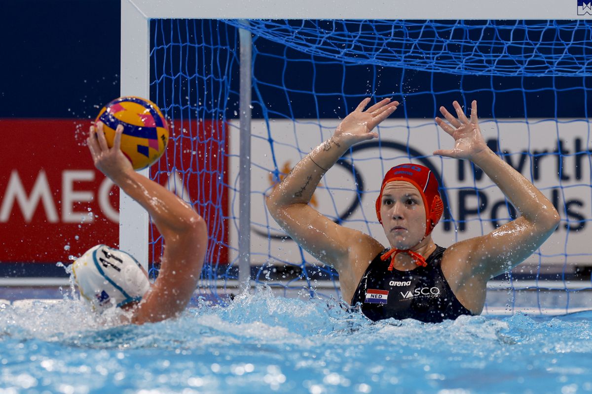 Enorm risico voor Nederlandse waterpolosters na flinke uitbraak van corona bij tegenstander Australië