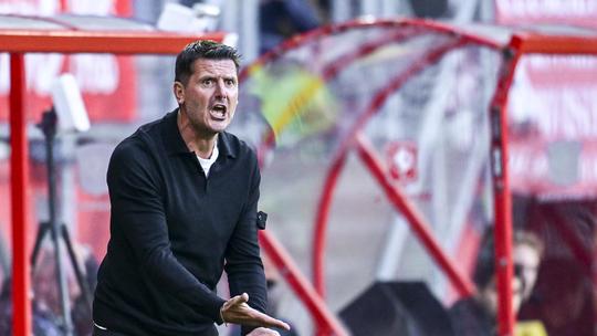 Tegenstander FC Twente zorgt voor zéér ongemakkelijk moment bij interview