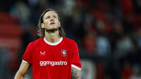 Oranje-spits Wout Weghorst vocht tegen tranen bij bijzonder moment: 'Er is genoeg gezegd'