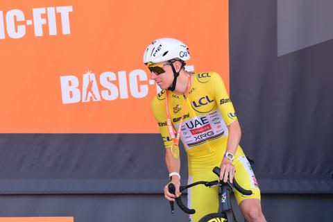 Onrust neemt toe rond Tadej Pogacar in Tour de France, ploeg van wielerkampioen neemt maatregelen