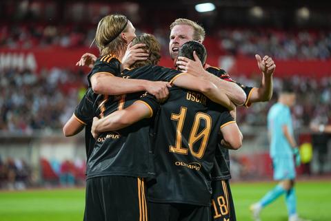 Ajax start de Conference League met simpele overwinning op onthutsend zwakke tegenstander