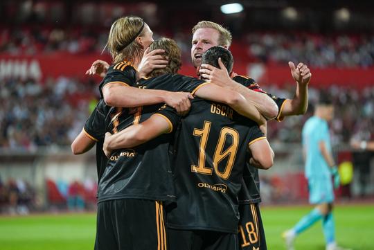Ajax start de Conference League met simpele overwinning op onthutsend zwakke tegenstander