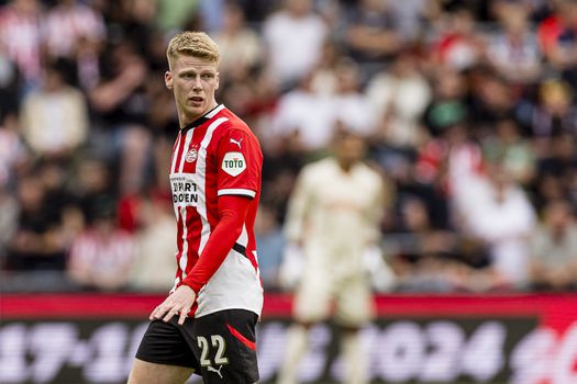 Jerdy Schouten daags na 'ondraaglijke pijn' alweer op trainingsveld PSV