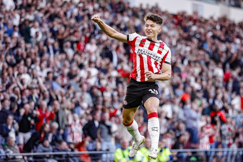 Invaller Esmir Bajraktarevic steelt de show bij overtuigende overwinning PSV op FC Groningen