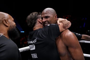 Kickbokser Levi Rigters bedankt nieuwe 'familie' na zege op Jamal Ben Saddik: 'Alles wat we doen werkt'