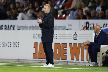 Telstar en FC Volendam volgen voorbeeld Ajax met eerbetoon aan Lisa (17)