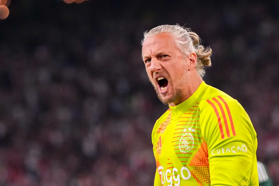Ajax mist volgens keeper Remko Pasveer één type speler: 'Hij heeft voor mij alles, dat missen we nu wel'