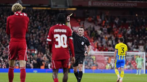 Britse media zeer kritisch op Liverpool-speler na bizarre actie: 'Dit was dom in het extreem'