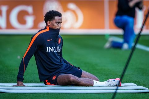 Oranje-international (25) keert na lange afwezigheid terug op training