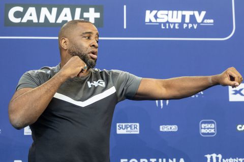 Kickbokslegende (39) keert na tien jaar terug met één doel: 'Rico Verhoeven nog één keer pakken'