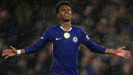 Chelsea zag bijzonder record tweemaal van eigenaar veranderen op pijnlijke avond Ajax