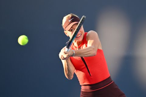 Vriendin van tennisser Tallon Griekspoor poseert gewillig voor foto: 'Zijn perspectief'