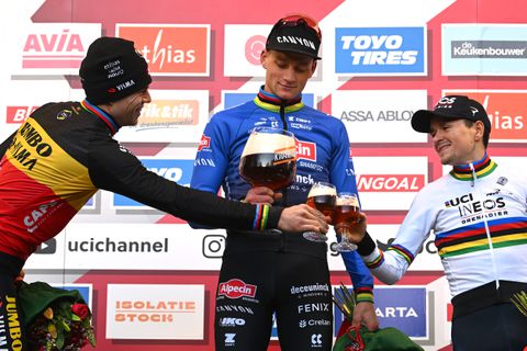 Vriendin Mathieu van der Poel emotioneel na vertederend nieuws: 'Ik kan niet wachten'