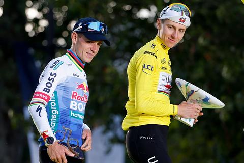 Groot voordeel voor Remco Evenepoel in Tour de France? 'Ze doen er alles aan om het Tadej Pogacar moeilijk te maken'
