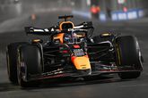 Max Verstappen heeft de eerste tik uitgedeeld aan Lando Norris. © Getty Images