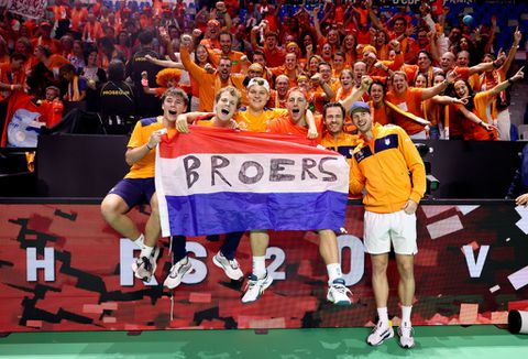 TV-gids Davis Cup-finale: op deze zender kijk je vanmiddag live naar Nederland - Italië