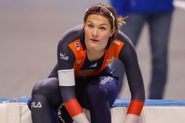 Schaatstalent Angel Daleman (17) in het zonnetje gezet bij droomdebuut: 'Ik had dit niet zien aankomen'