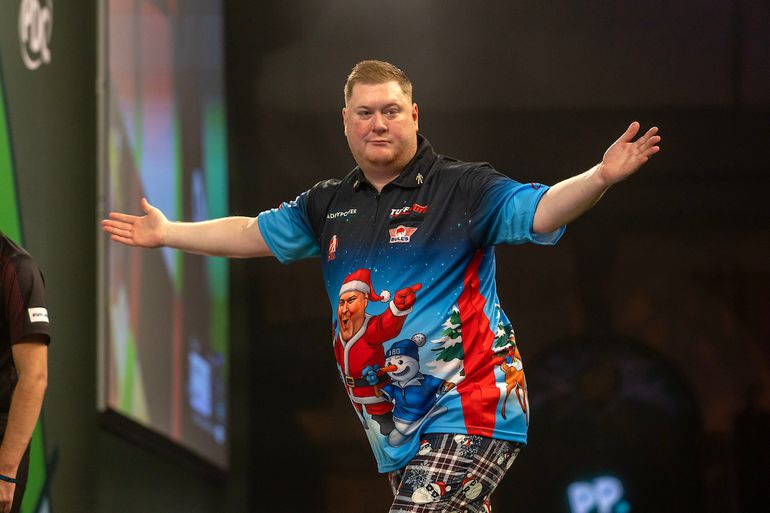 'Idiote' darter is 'freak' Luke Littler zat: 'Je wordt er soms doodziek van'