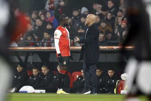 Feyenoord trainde in aanloop naar bekerduel met PSV op penalty's: 'Ik bepaal welke spelers niet hoeven'