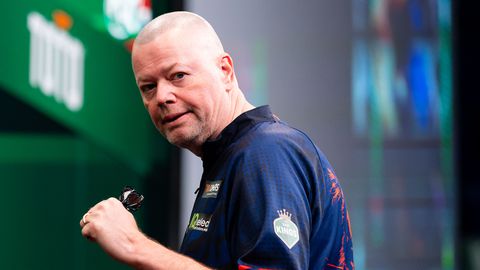 Uitslagen Dutch Darts Masters: vier Nederlanders overleven eerste dag in Den Bosch