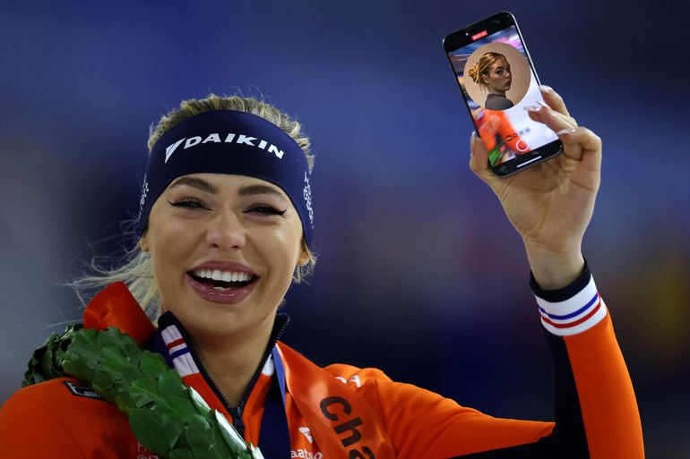 'Perfecte' topschaatsster Jutta Leerdam adviseert haar fans: 'Ik wilde jullie dit even snel laten zien'