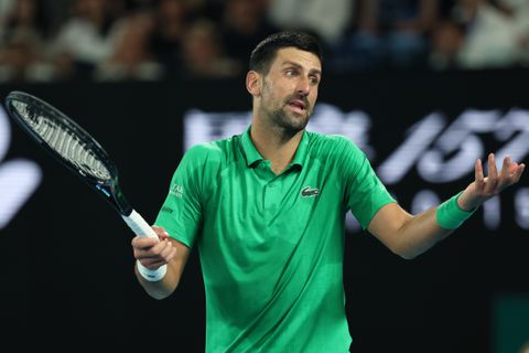 Botic van de Zandschulp frustreert Novak Djokovic: umpire grijpt in na opmerkelijke actie op Australian Open