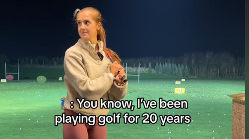 Video | Professioneel golfster 'gemansplaind' tijdens training: 'Zie je hoeveel beter dat was?'