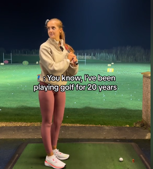 Video | Professioneel golfster 'gemansplaind' tijdens training: 'Zie je hoeveel beter dat was?'