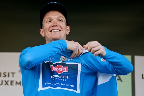 Voormalig meesterknecht van Mathieu van der Poel staat lange tijd aan de kant door operatie aan tumor