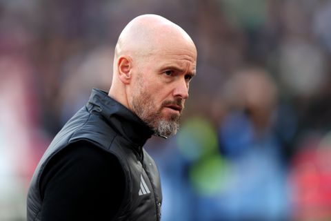 Erik ten Hag hakt na rumoerige periode knoop door over toekomst als trainer