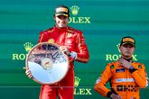 Carlos Sainz straalt op het podium na de winst in Australië © Getty Images
