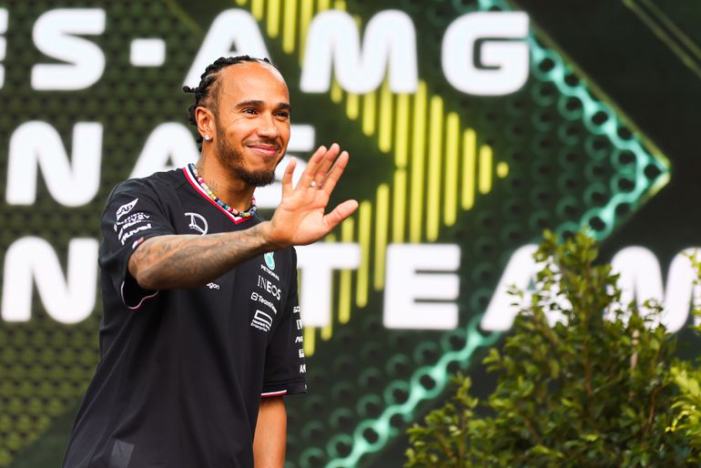 'Actief op speciale datingapp': Lewis Hamilton zoekt geluk in de liefde na rampzalige seizoensstart