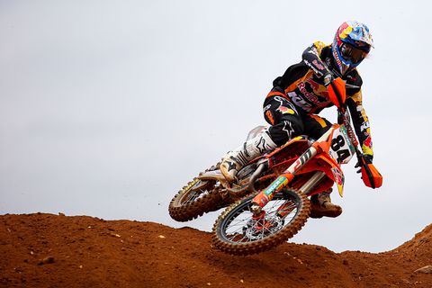 Pechweekend voor Jeffrey Herlings bij MXGP in Spanje, Kay de Wolf wint weer in MX2