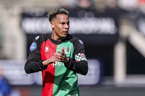 'Onrust in spelershotel Suriname vlak voor cruciaal WK-duel: meerdere spelers in onzekerheid'