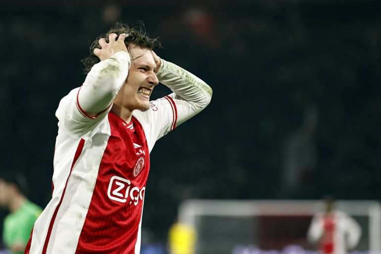 Opstelling Ajax: Amsterdammers spelen weer 4-3-3 tegen Excelsior, Henderson ontbreekt toch in de selectie