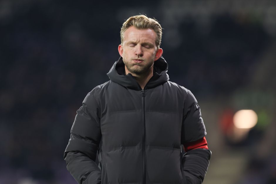 Pikante details vechtscheiding oud-voetballer Dirk Kuijt op straat: 'Hij kwam die verplichtingen niet na'